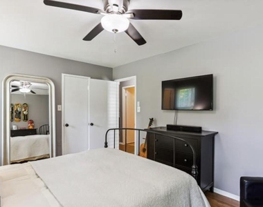 13348 Neerwinder Place - Photo Thumbnail 14