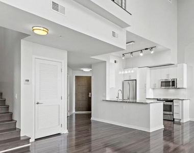 8300 Wisconsin Avenue - Photo Thumbnail 12