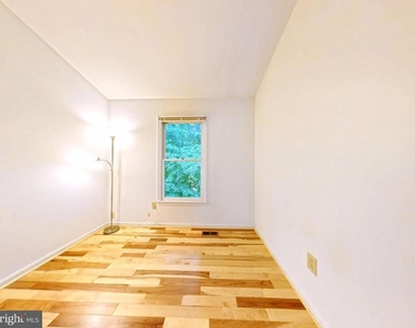 10651 Pine Haven Terrace - Photo Thumbnail 40