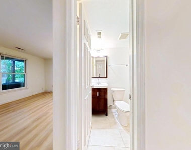 10651 Pine Haven Terrace - Photo Thumbnail 20