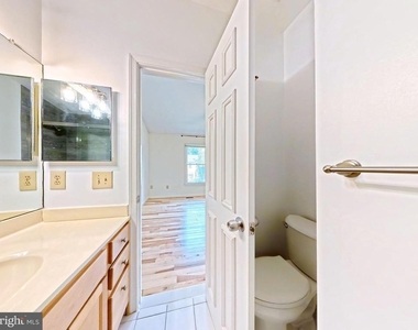 10651 Pine Haven Terrace - Photo Thumbnail 9