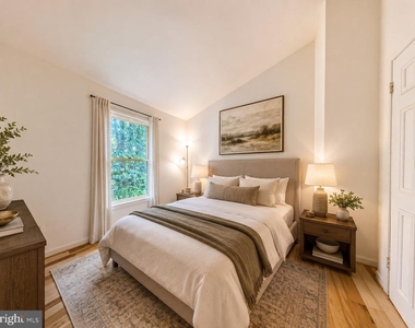 10651 Pine Haven Terrace - Photo Thumbnail 11