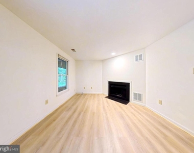 10651 Pine Haven Terrace - Photo Thumbnail 35