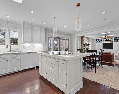 1906 Partridge Drive - Photo Thumbnail 9
