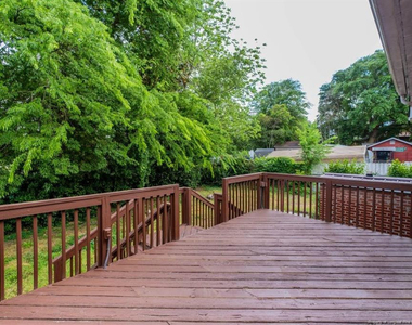 1115 Faison Avenue - Photo Thumbnail 14