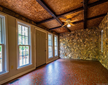 1115 Faison Avenue - Photo Thumbnail 8