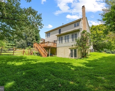 14204 Cervantes Avenue - Photo Thumbnail 4