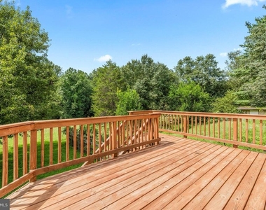 14204 Cervantes Avenue - Photo Thumbnail 6
