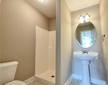 108 Canyon Court - Photo Thumbnail 35