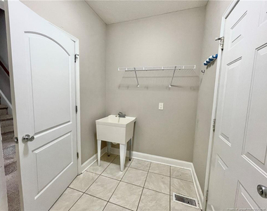 108 Canyon Court - Photo Thumbnail 20