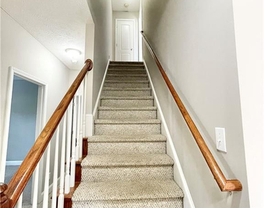 108 Canyon Court - Photo Thumbnail 31