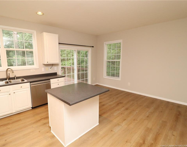 8120 Upper Lake Drive - Photo Thumbnail 12
