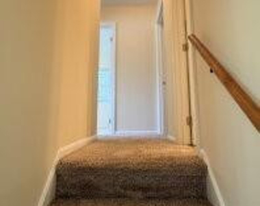 6518 Jamaica Court - Photo Thumbnail 12