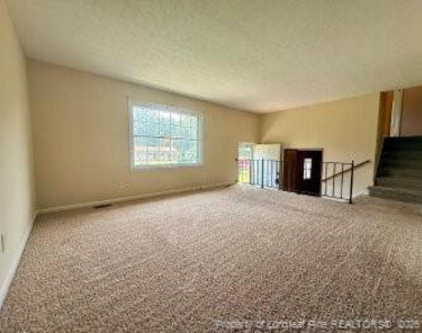 6518 Jamaica Court - Photo Thumbnail 2