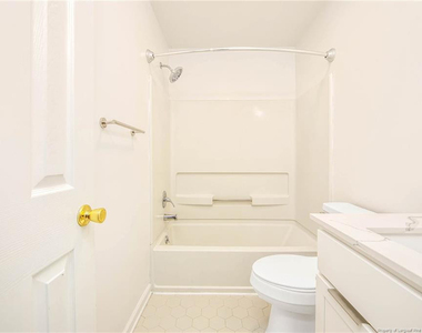 7010 Medway Court - Photo Thumbnail 22