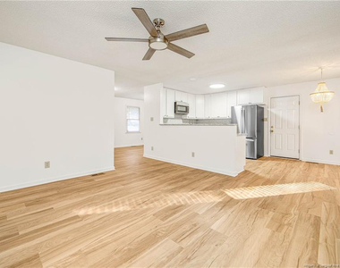 7010 Medway Court - Photo Thumbnail 8