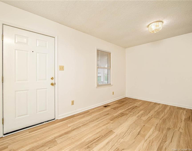 7010 Medway Court - Photo Thumbnail 3