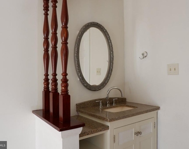 8284 Mary Lee Lane - Photo Thumbnail 11