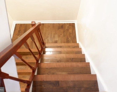 8284 Mary Lee Lane - Photo Thumbnail 22