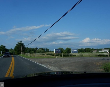 8284 Mary Lee Lane - Photo Thumbnail 40