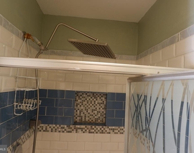 8284 Mary Lee Lane - Photo Thumbnail 14