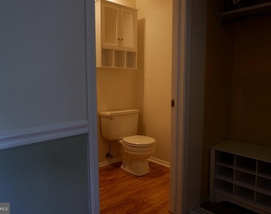 8284 Mary Lee Lane - Photo Thumbnail 2