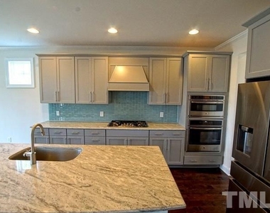 332 Rapport Drive - Photo Thumbnail 2