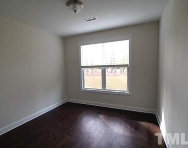 332 Rapport Drive - Photo Thumbnail 5