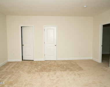647 Newlyn Drive - Photo Thumbnail 25