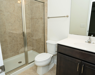 647 Newlyn Drive - Photo Thumbnail 24