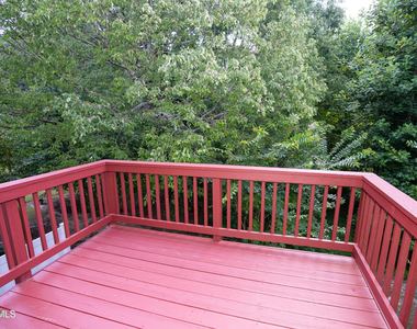 647 Newlyn Drive - Photo Thumbnail 46