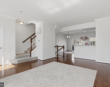 3550 Sprigg Street S - Photo Thumbnail 15