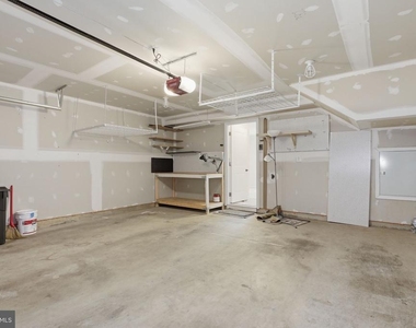 3550 Sprigg Street S - Photo Thumbnail 32