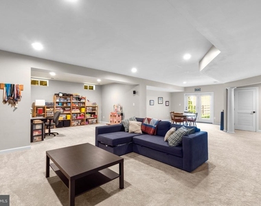 4012 Belgrave Circle - Photo Thumbnail 27