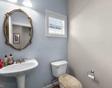 4012 Belgrave Circle - Photo Thumbnail 11