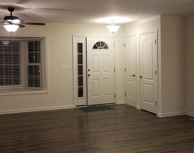 1826 Cassandra Drive - Photo Thumbnail 5