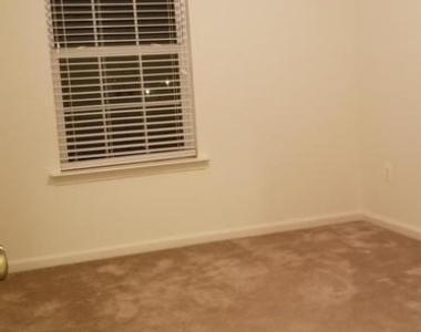 1826 Cassandra Drive - Photo Thumbnail 16