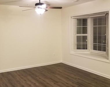 1826 Cassandra Drive - Photo Thumbnail 6