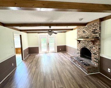 6508 Valley Estates Drive - Photo Thumbnail 20