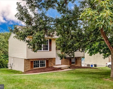 305 Luther Drive - Photo Thumbnail 1