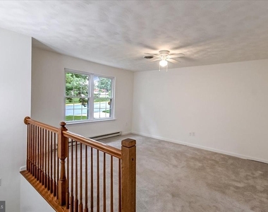 305 Luther Drive - Photo Thumbnail 4