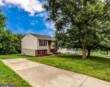 305 Luther Drive - Photo Thumbnail 19