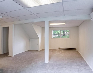 305 Luther Drive - Photo Thumbnail 13