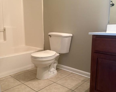 2236 Community Drive - Photo Thumbnail 3