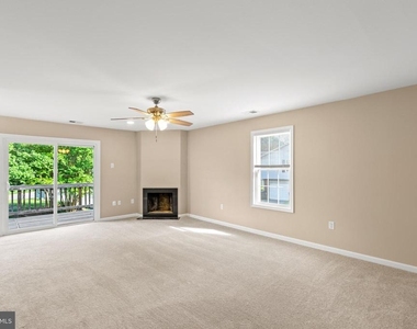 4554 Ryan Place - Photo Thumbnail 12