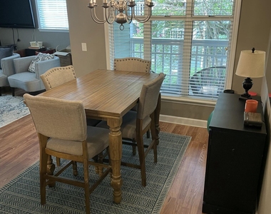 1011 Nicholwood Drive - Photo Thumbnail 6