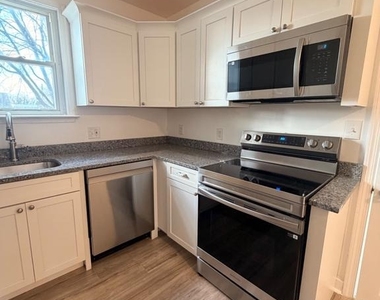 8323 Bear Creek Drive - Photo Thumbnail 5