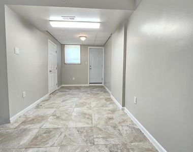 712 Mansfield Road - Photo Thumbnail 16