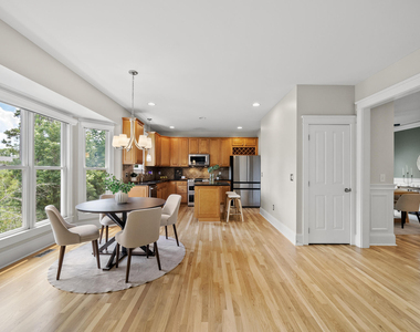 5609 Cary Glen Boulevard - Photo Thumbnail 13