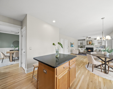 5609 Cary Glen Boulevard - Photo Thumbnail 9